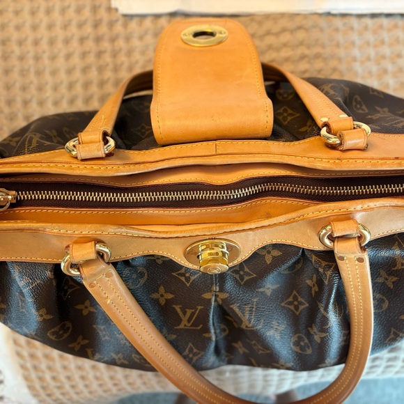 🩷💯 Auth Louis Vuitton Boetie MM Shoulder Bag - Picture 11 of 16